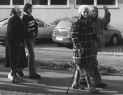 Hartz IV,
ALG 2,
arbeitslos,
Schüler,
Kinder,
Kinderhilfe,
Jugend,
Jugendliche,
Hilfe,
Förderung,
Unterstützung,
Familie,
mildtätig,
Schule,
Schulbücher,
Freizeit,
sozial,
Engagement,
Prävention,
freiwillig,
Verein,
Goslar,
Landkreis Goslar,
Harz,
Bad Harzburg,
Hilfe durch Schüler,
Hilfe durch Schülerinnen und Schüler,
Christian von Dohm Gymnasium,
Entwicklungshilfe,
Sierra Leone,
Löwe für Löwe,
Siebenbürgen